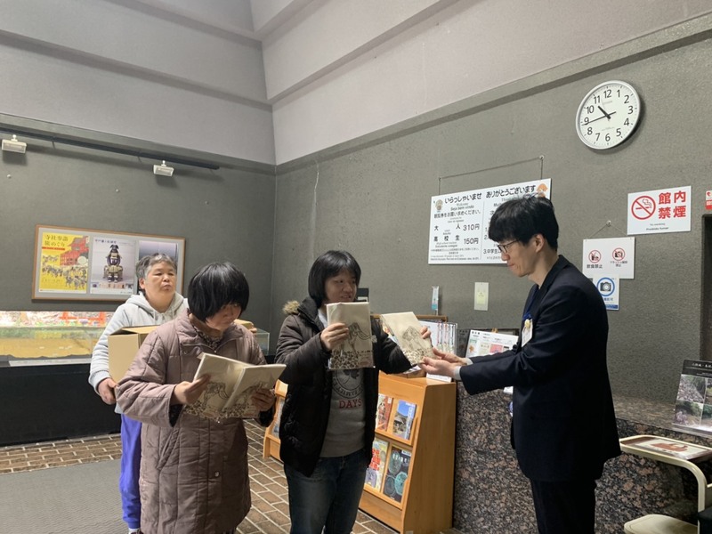 浜松市博物館に納品に行ってきました