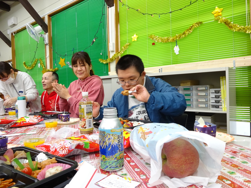 草の根作業所クリスマス会