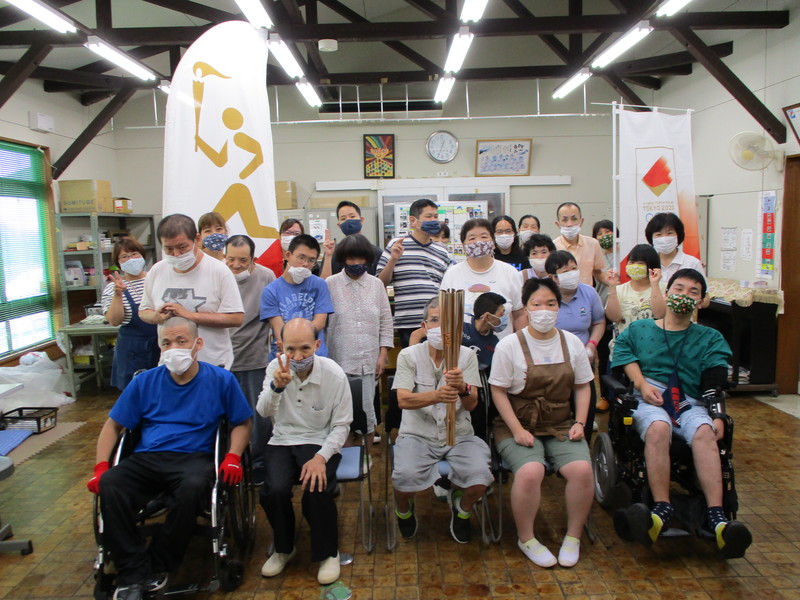 聖火リレートーチ『１万人の笑顔のリレー』プロジェクトin草の根作業所