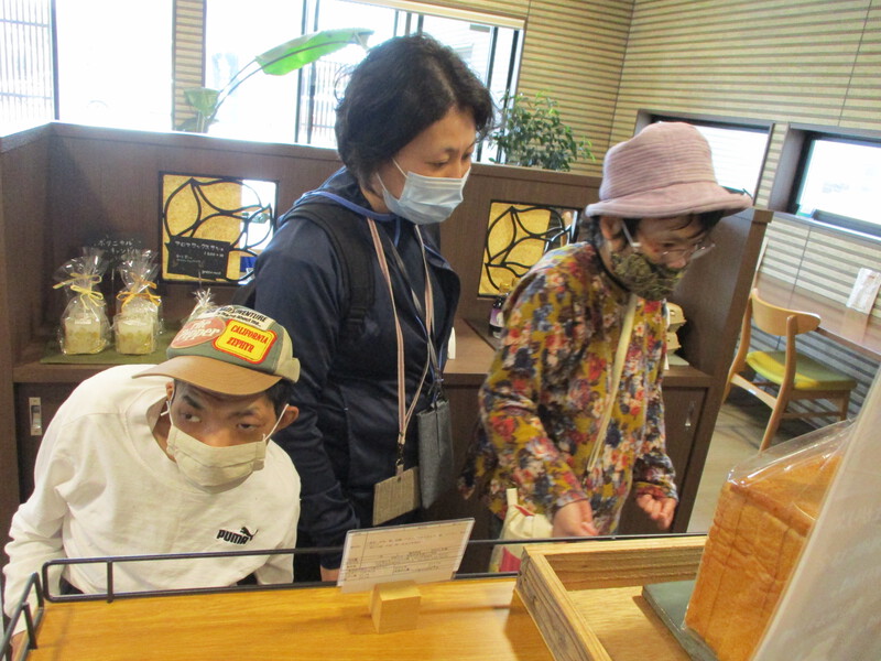 しまうまマルシェさんにて出店します