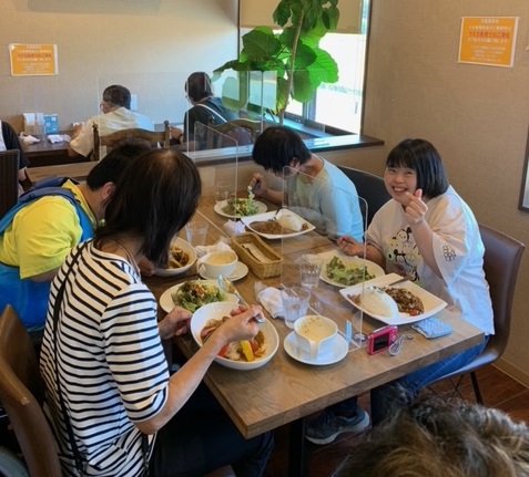 お久しぶりの食事会！！