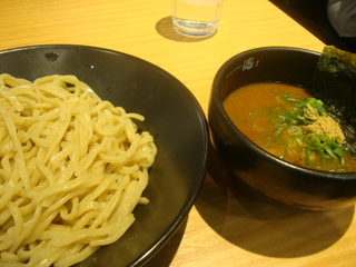 ラーメン　大雅と麺家　徳