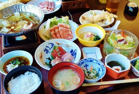 桜咲く箱根湯本で温泉ランチ L まつさくの味わい通心