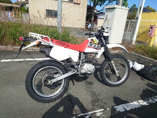 XLR125R林道デヴュー l 浜松法枝町SS (有)牧野石油