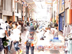 サザンクロス朝市・明日開催