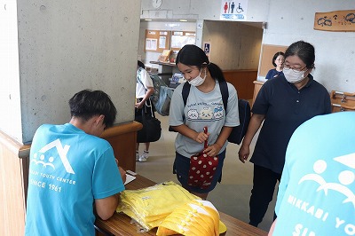 浜名湖いきいき発見の里１日目（開講式～班旗作り）