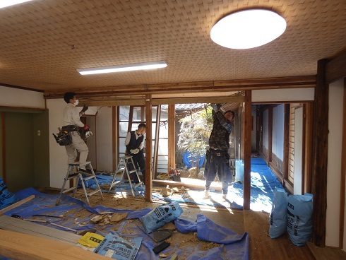 浜松市細江　　真言宗　長楽寺様　ケヤキの梁