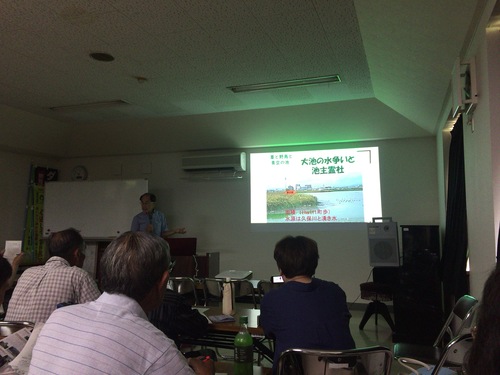 大池と松岡霊社