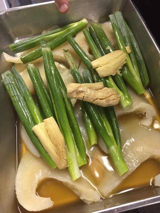 ふかひれの姿煮