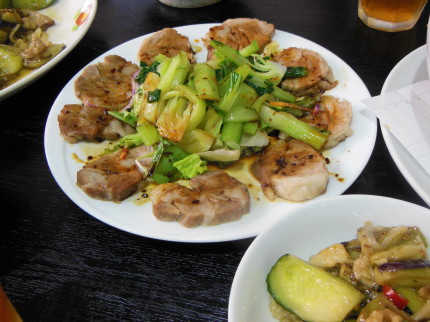 豚肩ロース厚切りにんにくソース
