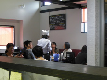 ラ・セゾン・デ・プリムール　さんご来店