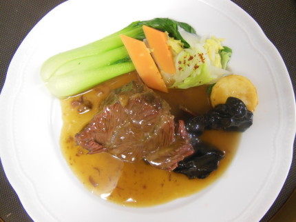 静岡和牛ほほ肉のやわらか煮