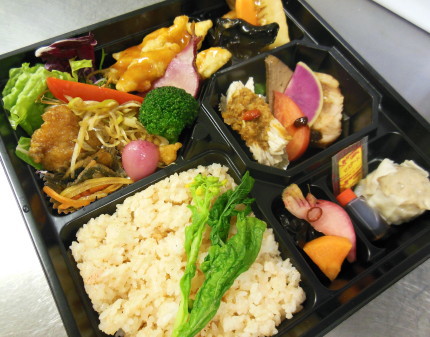 ご注文弁当承りました。