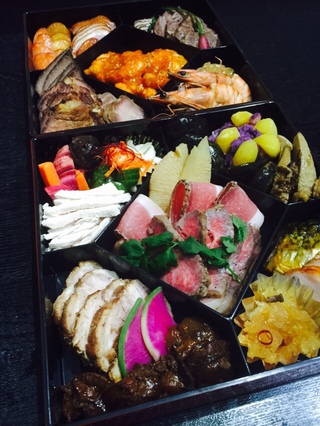 中華おせちご注文、受付中！！