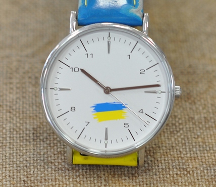 【RAW.】ウクライナ チャリティモデルの電池交換