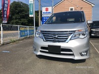 雨が降ったりやんだりの変な天気の今日、中古車セレナを納車致しました。 2021/07/31 20:09:05