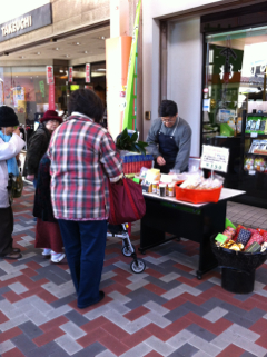サザンクロス朝市　明日開催