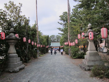 若宮八幡宮のお祭りに行ってきました。