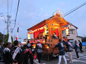 若宮八幡宮のお祭りに行ってきました。