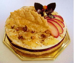 アップルパイ風ジェラートケーキ