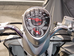 スピードメーター