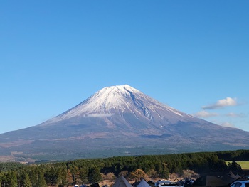 今日は【ふもとっぱらキャンプ場】に行って富士山観て来ました(^^)/