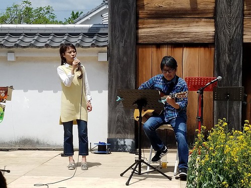 掛川城大手門のライブに参加しました♪