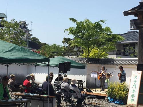 掛川城大手門のライブに参加しました♪