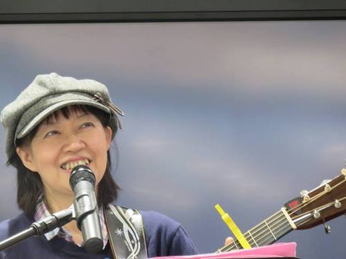 アピタdeふぉーくライブ♪たくさんのお客さまで盛り上がりました♪♪