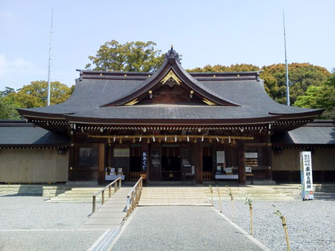 砥鹿神社