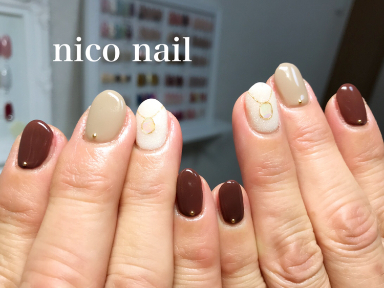 浜松市 中区 ネイルサロン Nico Nail ニコネイルのブログ チョコカラーネイルとフィルムチャーム 格安にてご提供中です