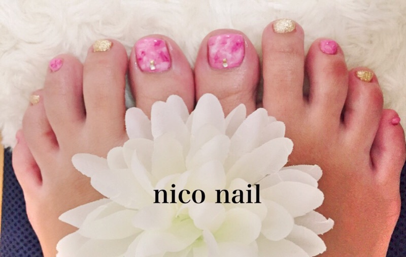 浜松市 中区 自宅ネイルサロン Nico Nail ニコネイルのブログ ピンクのタイダイ柄フットネイル