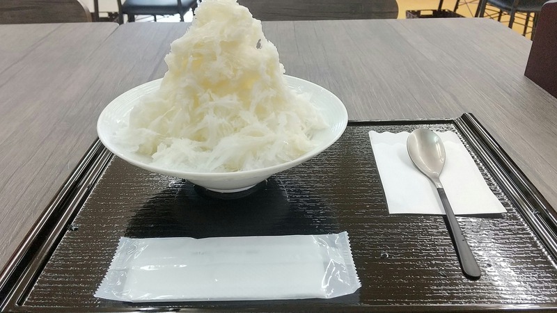 かき氷　営業しています！！