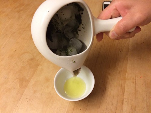 お茶を 『氷』 でいれてみます？