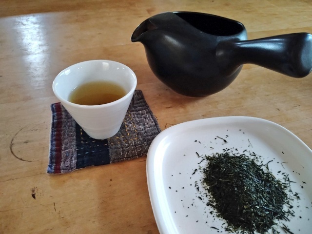 おいしくないお茶は… こうやって変身させてしまいましょう！