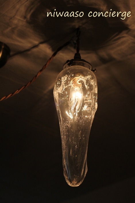 “栗原瑠璃華”さんの吹きガラスのライトは、浜松出身の吹きガラス作家さんが作る涼しげで美しい灯りが魅力的な逸品!!