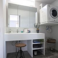 ホワイトベースにコーディネートされた造作洗面台♪ 2021/06/24 10:00:22