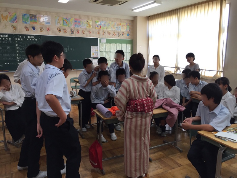 浜松学院中学校1年生　家庭科授業