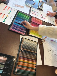 似合う色で色塗り！似合う色を理解しながら脳も刺激⁈