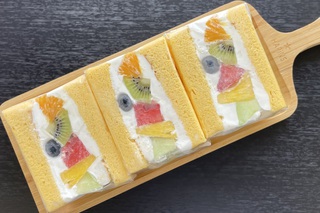 フルーツサンド