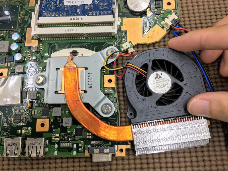 富士通 LIFEBOOK A553/G ファンエラーで高温になる! クリーニングで修理完了