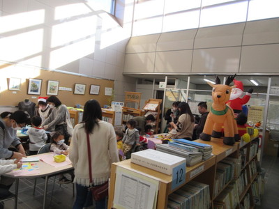 久しぶりに賑やかに：ぺあれんつクリスマス会