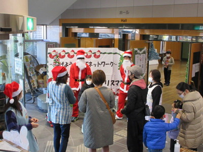 久しぶりに賑やかに：ぺあれんつクリスマス会
