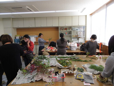 １２月しめ縄飾り作り講座好評でした：ぺあれんつ