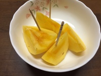 秋の味覚  柿 2018/10/09 06:28:20