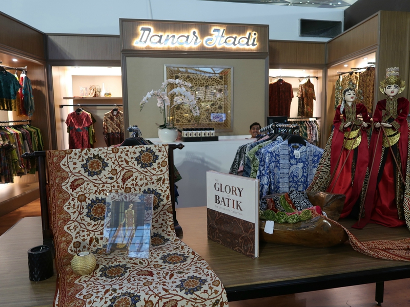 インドネシアの伝統的アパレル、BATIK (バティック) がおしゃれです！