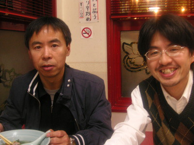 張さんと中国料理を食べる。