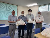 毎年恒例、敬老の日プレゼント。いつもありがとうございます 2023/09/18 09:34:04
