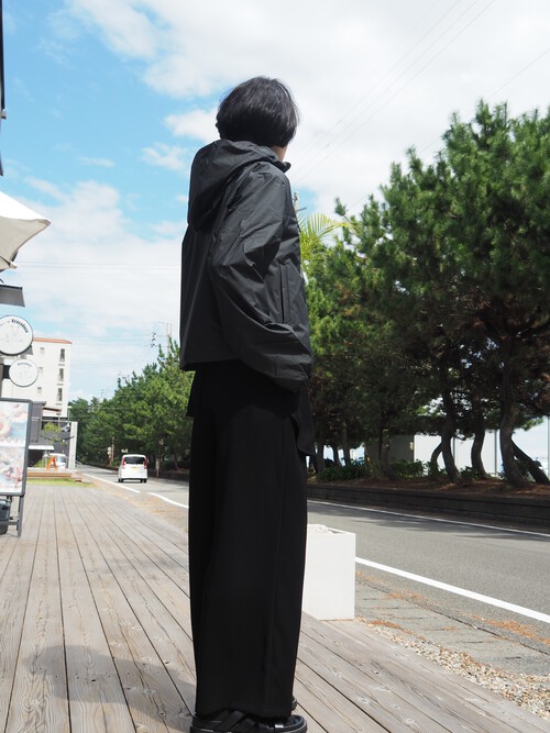 昨日はRAINSのジャケットとバックが売れました