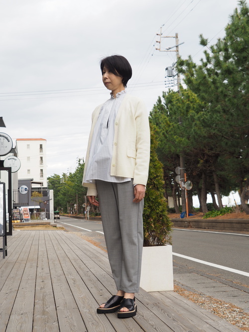 春一番のお勧めブラウス＋特注の短いベルト